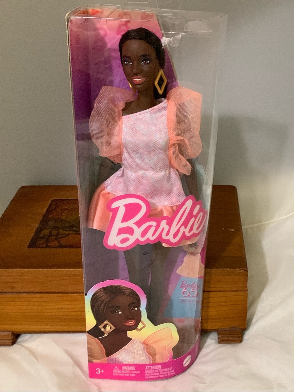 Barbie Fashionista 216 Doll Tall Pink Puff-Sleeve Dress with Gold Earrings